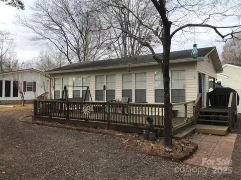135137 Indian Harbor E1617 Trl #E16/17, Mount Gilead, NC 27306
