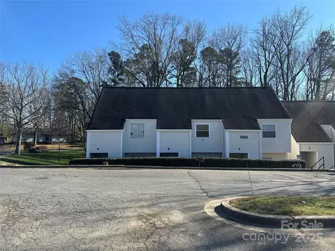 9101 Spyglass A Pl #A, Charlotte, NC 28214