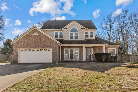 10102 Grimsby Ct, Huntersville, NC 28078