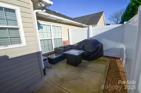 808 E Main St, Maiden, NC 28650 photo 20
