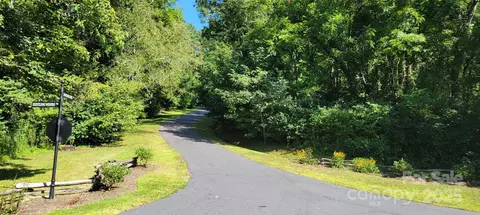 43 Dodder Ln, Cullowhee, NC 28723 photo 2