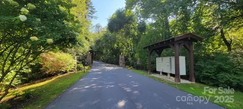 43 Dodder Ln, Cullowhee, NC 28723