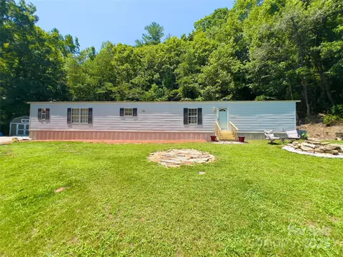 1449 Piedmont Nw Dr NW, Lenoir, NC 28645