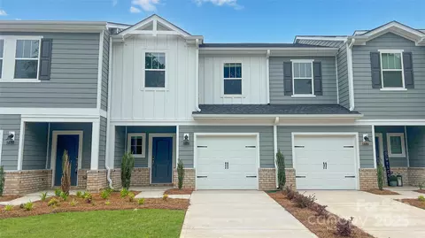 1608 Village Grove Ln, Monroe, NC 28110