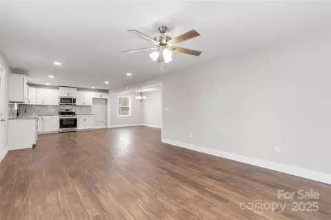 Living - 307 E Old Highway 74, Monroe, NC 28112 photo 2 of 5