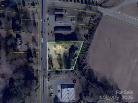 663 Nc 161 Hwy Hwy, Taylorsville, NC 28681