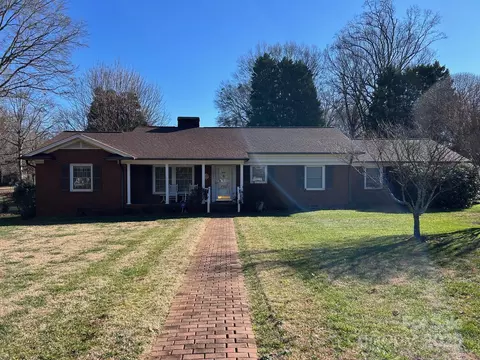 708 2nd Nw Ave NW, Conover, NC 28613