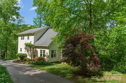 14 Old Chunns Cove Rd, Asheville, NC 28805