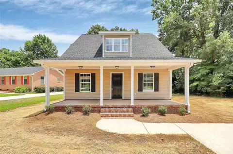 1323 Christopher Cir, Rock Hill, SC 29730