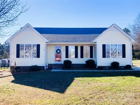 623 Faith St, Oakboro, NC 28129