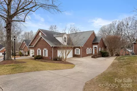 112 Columns Cir, Shelby, NC 28150