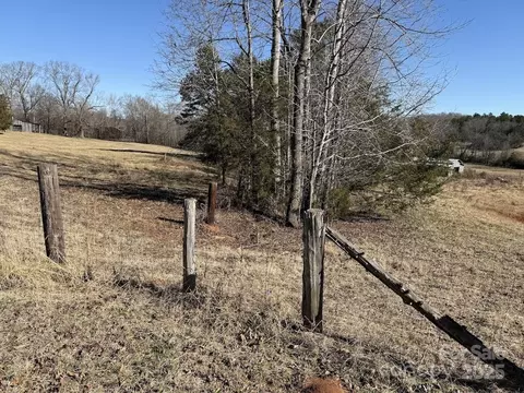 4594 Ramsey Rd, Sharon, SC 29742