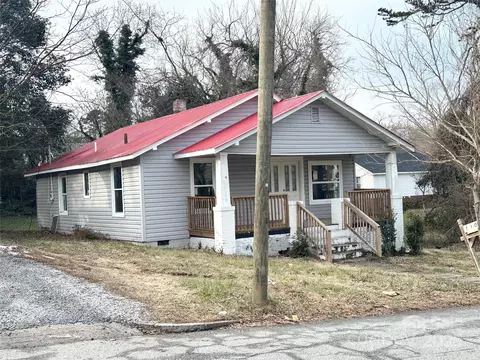 1106 Worth St, High Point, NC 27260