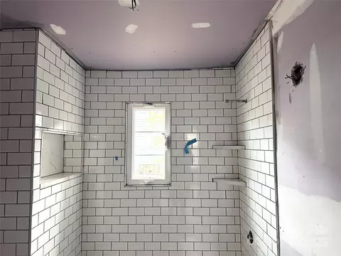 Bath - 1106 Worth St, High Point, NC 27260 photo 2 of 2