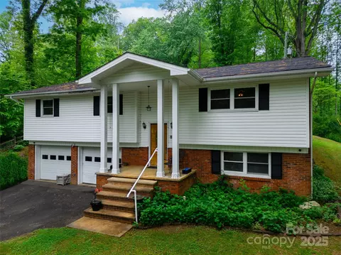 220 Frosty Ridge Rd, Sylva, NC 28779