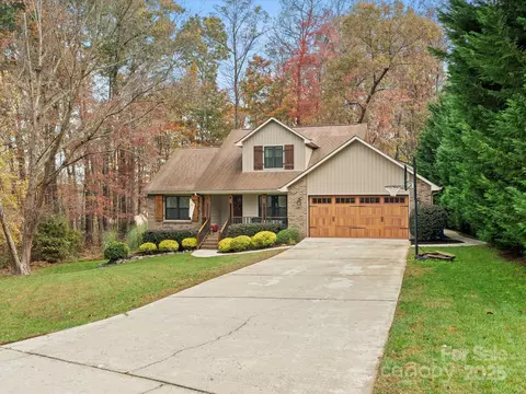 3980 Oakstone Pl, Denver, NC 28037