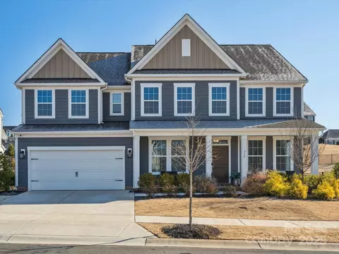 713 Landau Rd, Waxhaw, NC 28173