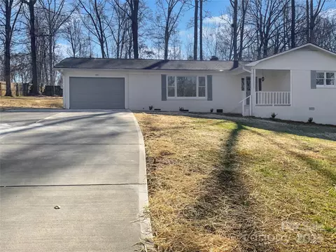 801 Crestridge Rd, Statesville, NC 28677