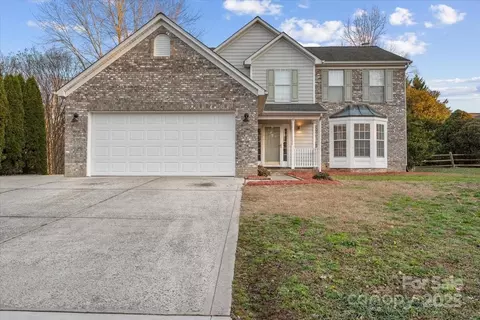 12408 High Valley Ln, Charlotte, NC 28269
