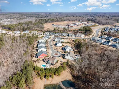 View/Area - 636 Bucks Quarry Ct, Fort Mill, SC 29708 photo 4 of 6