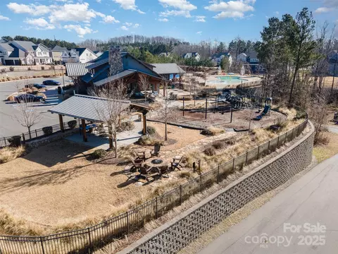 View/Area - 636 Bucks Quarry Ct, Fort Mill, SC 29708 photo 3 of 6