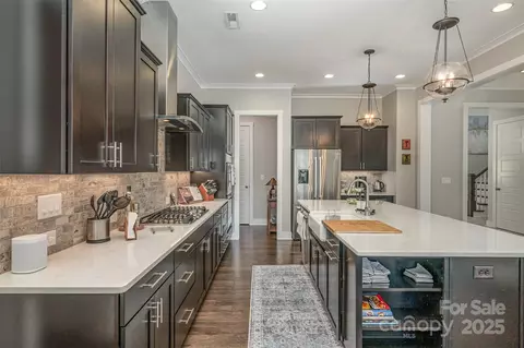 Kitchen - 636 Bucks Quarry Ct, Fort Mill, SC 29708 photo 2 of 3