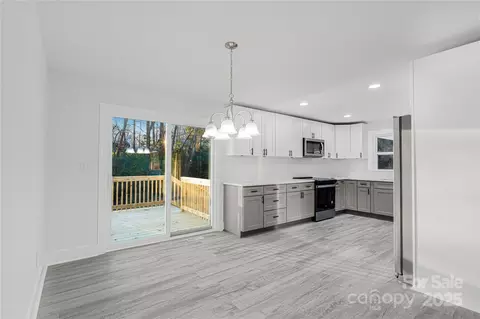 1611 Lefler St, Albemarle, NC 28001 photo 8
