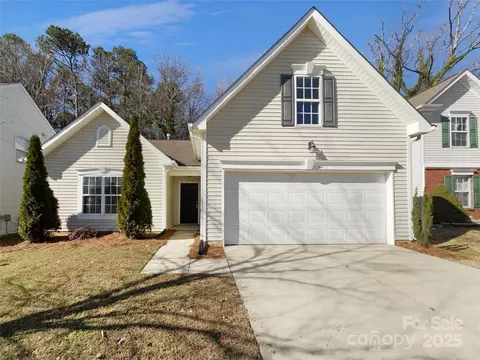 6911 Sunman Rd, Charlotte, NC 28216