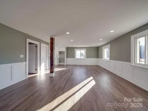 Living - 101 S Moose Rd, Mount Pleasant, NC 28124 photo 4 of 8