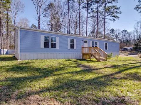5719 Clintwood Dr, Stanley, NC 28164
