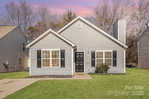 1409 Griers Grove Rd, Charlotte, NC 28216