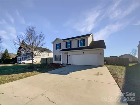 113 Boiling Brook Dr, Statesville, NC 28625