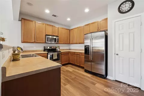 Kitchen - 268 River Clay Rd, Fort Mill, SC 29708 photo 2 of 2