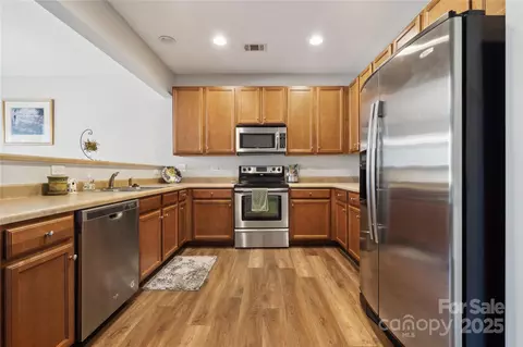 Kitchen - 268 River Clay Rd, Fort Mill, SC 29708 photo 1 of 2