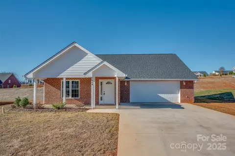 170 Central Park Cir, Spindale, NC 28160