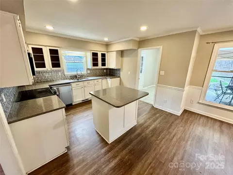Kitchen - 701 Victorian Ln, Monroe, NC 28112 photo 5 of 5
