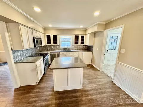 Kitchen - 701 Victorian Ln, Monroe, NC 28112 photo 1 of 5