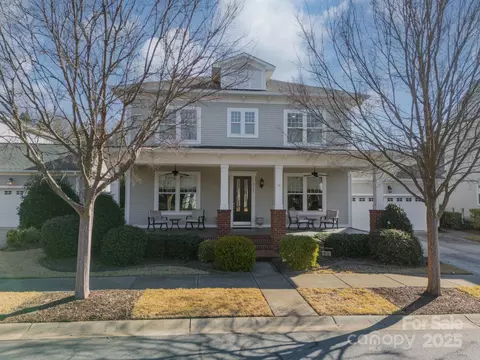 9713 White Frost Rd, Charlotte, NC 28277