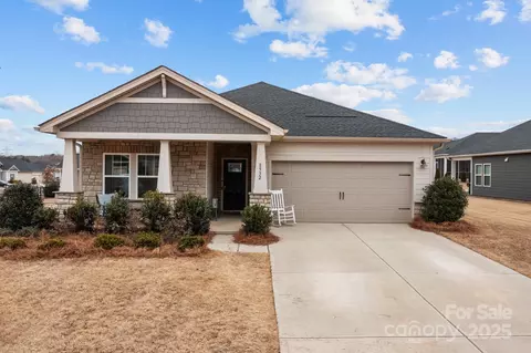 8932 Pennegrove Cir, Charlotte, NC 28214