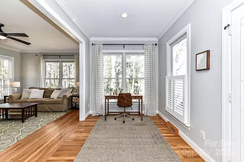 Entry Way - 137 Spencer St, Davidson, NC 28036 photo 2 of 4