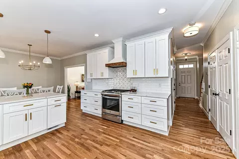 Kitchen - 137 Spencer St, Davidson, NC 28036 photo 5 of 6