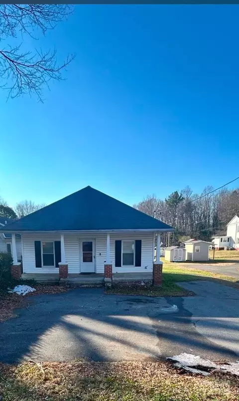 2805 N Main St, Kannapolis, NC 28081