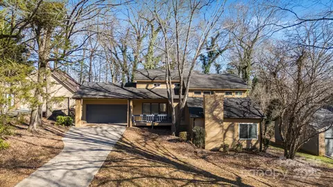 1213 Jules Ct, Charlotte, NC 28226