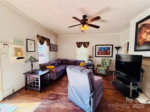 503 E 10th St, Kannapolis, NC 28083 photo 5
