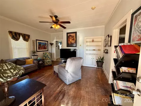 503 E 10th St, Kannapolis, NC 28083 photo 3