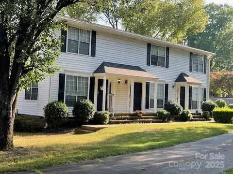 109 S Church St, Huntersville, NC 28078