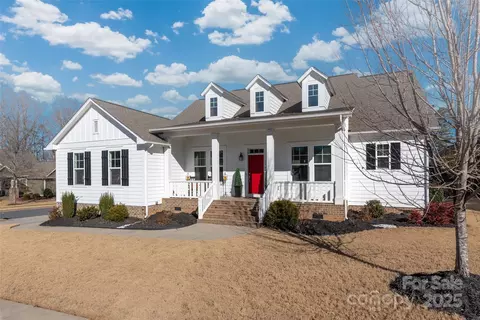 1365 Kings Bottom Dr, Fort Mill, SC 29715