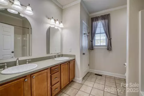 Bath - 4155 Williams Pl, Morganton, NC 28655 photo 3 of 3