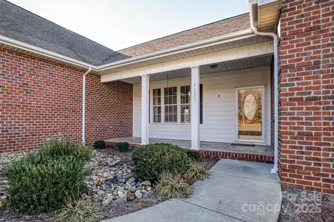 Exterior - 4155 Williams Pl, Morganton, NC 28655 photo 4 of 4