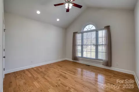 Living - 4155 Williams Pl, Morganton, NC 28655 photo 4 of 4